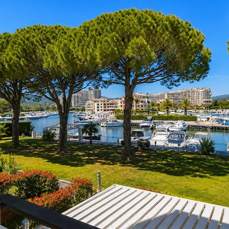 Carre Marine N208 2p4 Apartmán Mandelieu